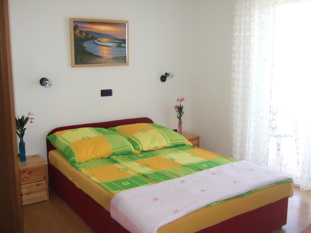 Bibijana Apartment Pakostane